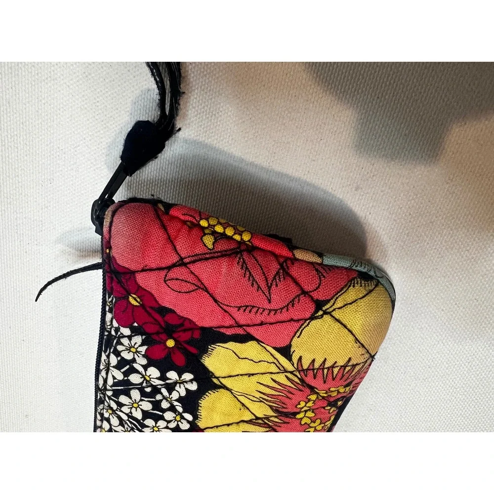 Vera Bradley Happy Snails Quilted‎ Double Zipper Key & Change Purse with Clip